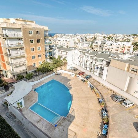 Pool Apartment Is-Swieqi Екстер'єр фото