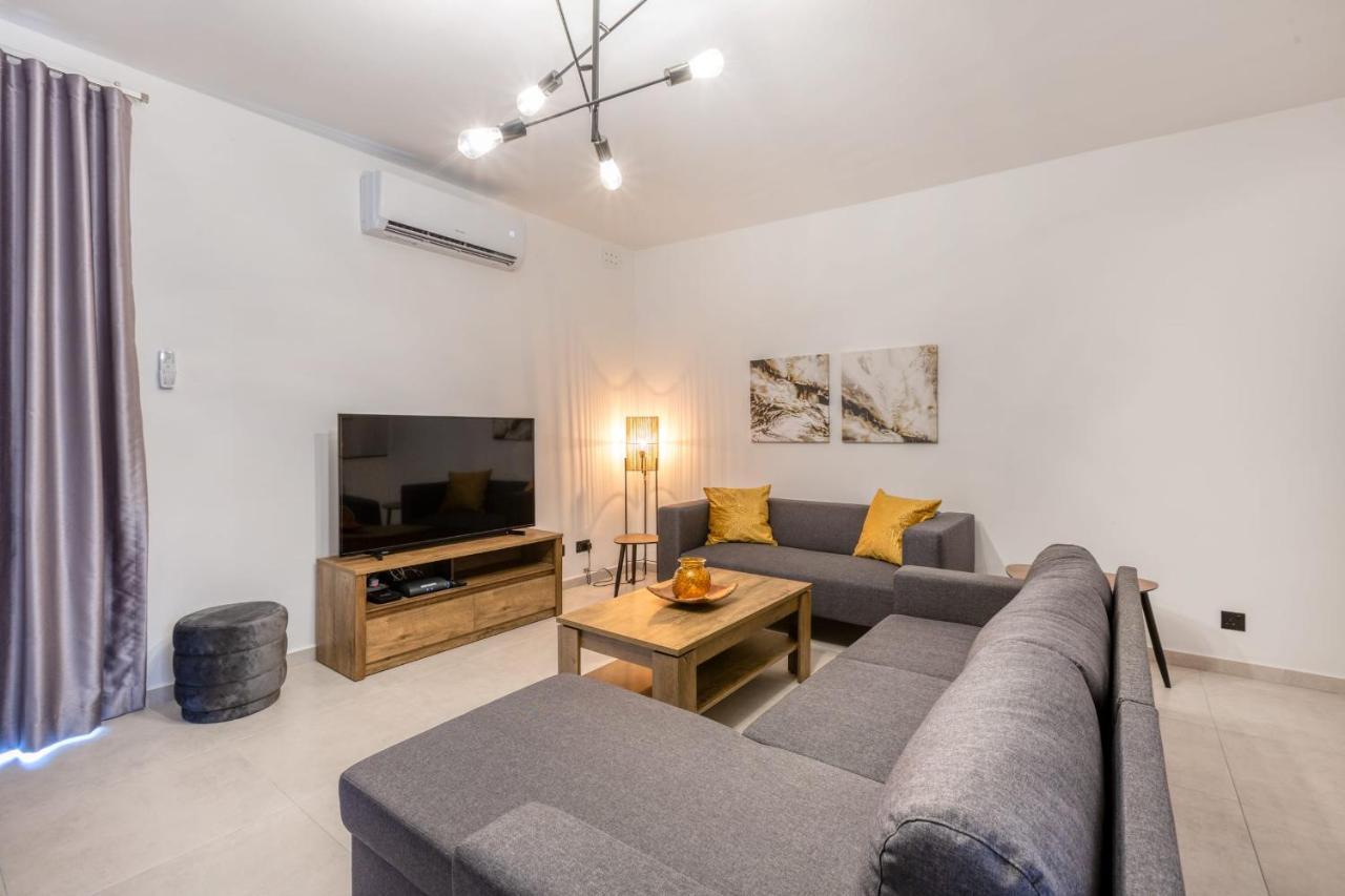 Pool Apartment Is-Swieqi Екстер'єр фото