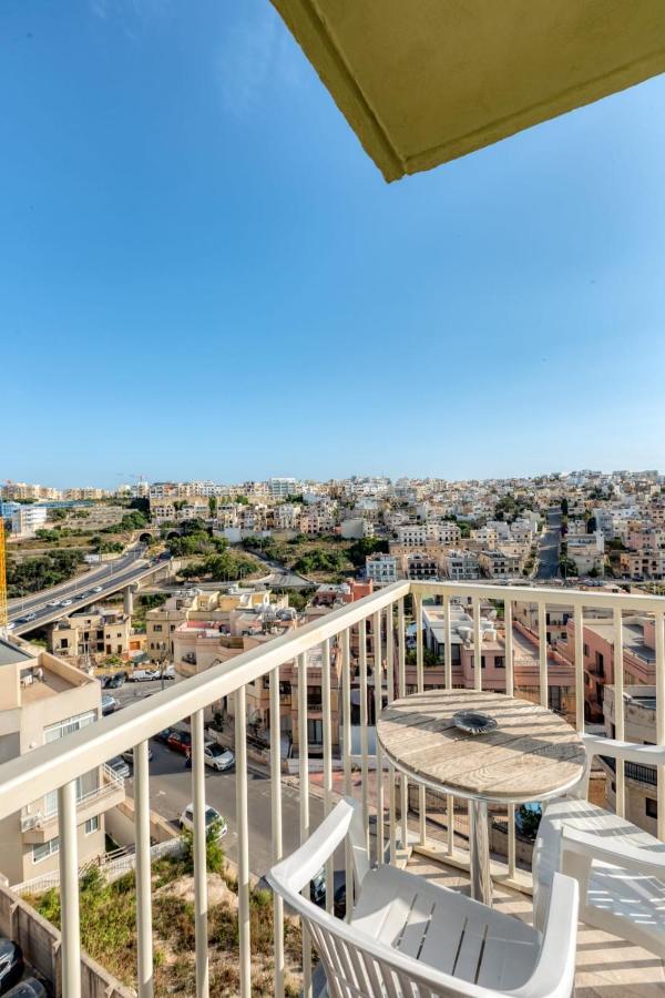 Pool Apartment Is-Swieqi Екстер'єр фото