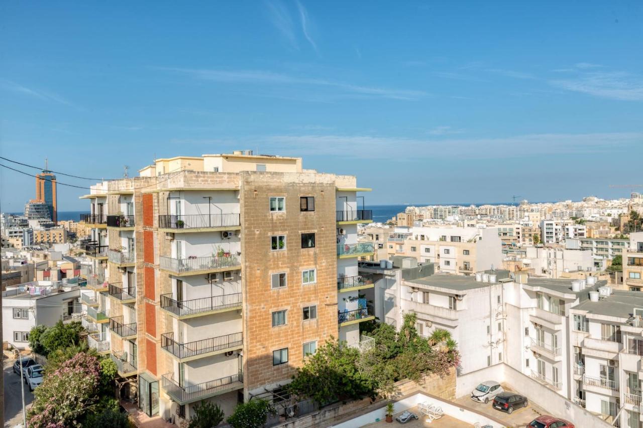 Pool Apartment Is-Swieqi Екстер'єр фото