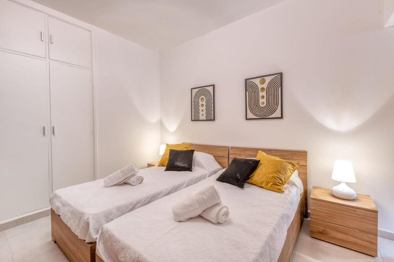 Pool Apartment Is-Swieqi Екстер'єр фото